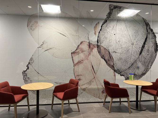 Estampe rose Tatjana Labossiere